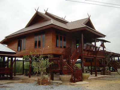 บ้านทรงไทย ร้านสิวาลัย รับสร้างบ้านทรงไทย เรือนไทย