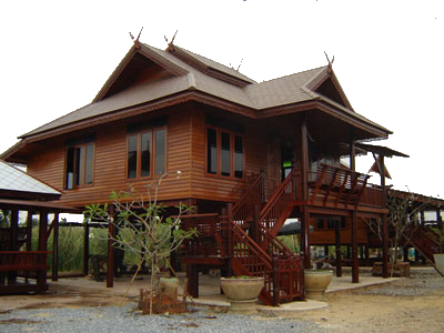 บ้านทรงไทย ร้านสิวาลัย รับสร้างบ้านทรงไทย เรือนไทย